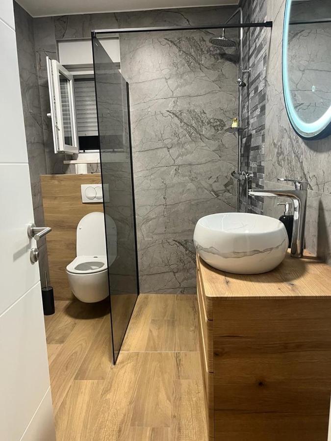 Olive Oasis Penthouse With Jacuzzi Apartment Zadar Ngoại thất bức ảnh