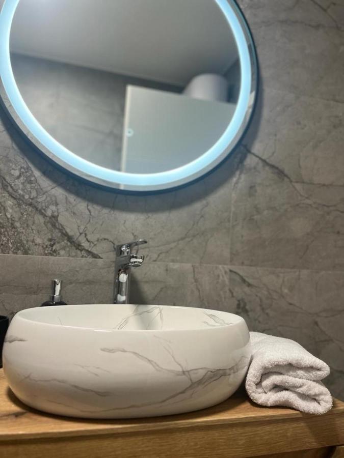 Olive Oasis Penthouse With Jacuzzi Apartment Zadar Ngoại thất bức ảnh